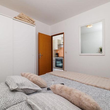 Apartments Luna Crikvenica Eksteriør bilde