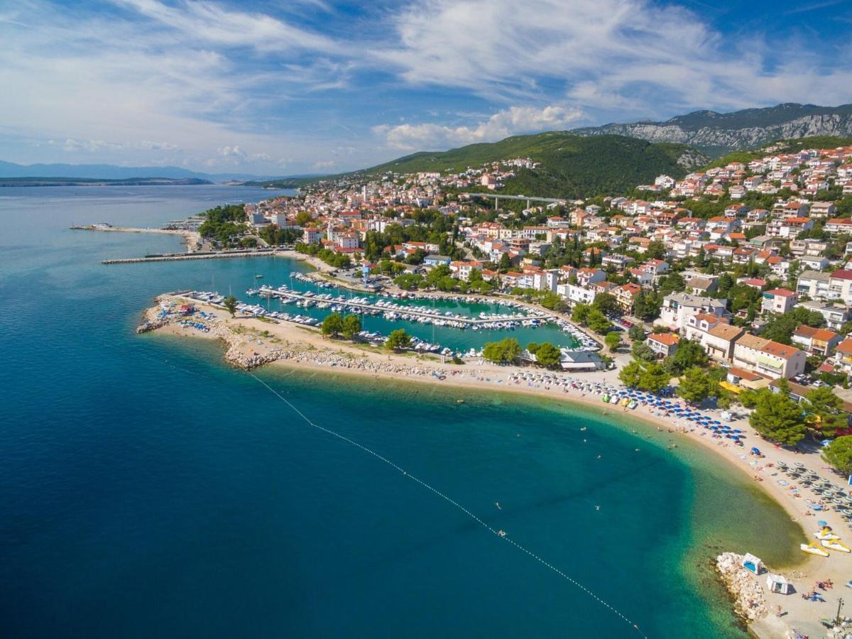 Apartments Luna Crikvenica Eksteriør bilde